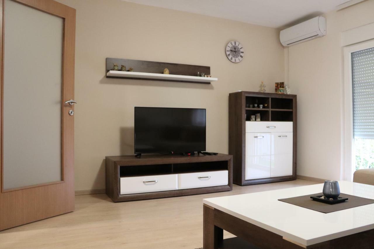 Apartment 081 Podgorica Bagian luar foto